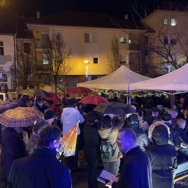 Betlehemi szárnyas oltárt nyitottunk 36